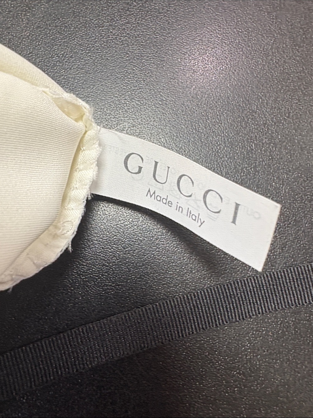 Gucci *New*🖤White and Black long Wallet Dusty Bag - Picture 4 of 5